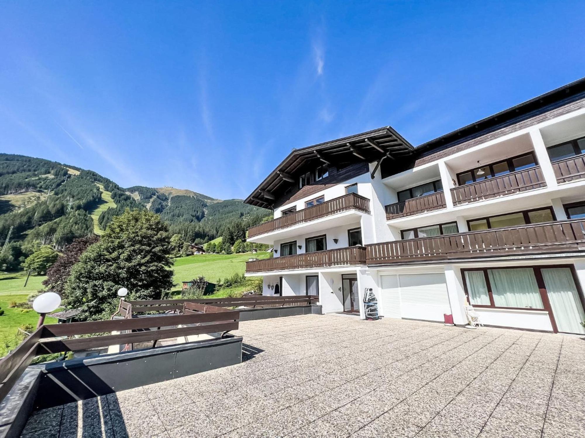 Apartment Max & Moritz 16 By Interhome Zell am See